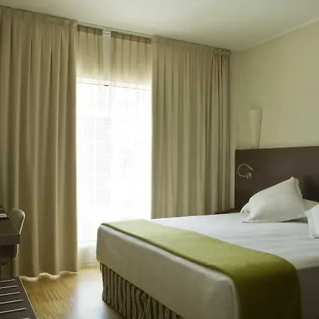 Hotel Nh Darsena 4*