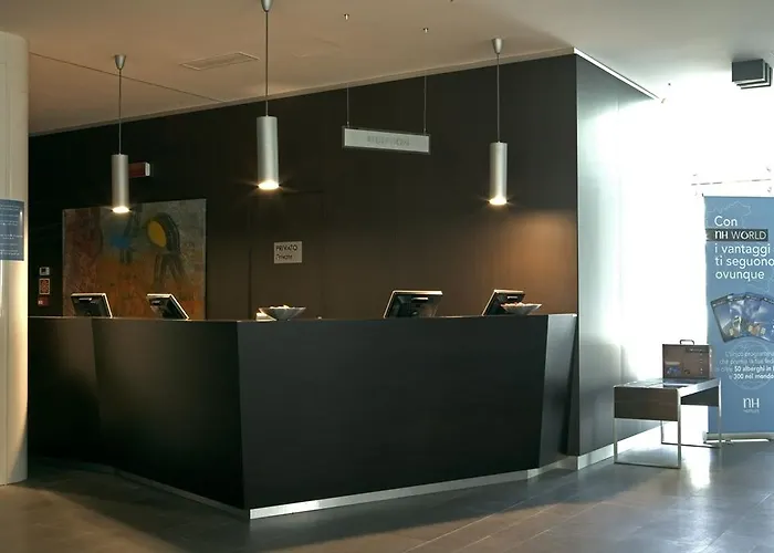 Nh萨沃纳达瑟纳酒店 4* 萨沃纳