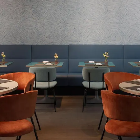 Hotell Nh Darsena