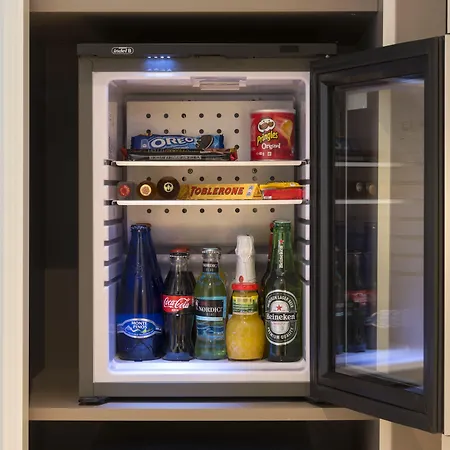 Ξενοδοχείο Nh Darsena