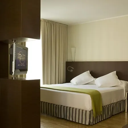 Nh Darsena Hotell Savona