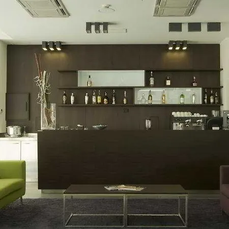 Ξενοδοχείο Nh Darsena Σαβόνα